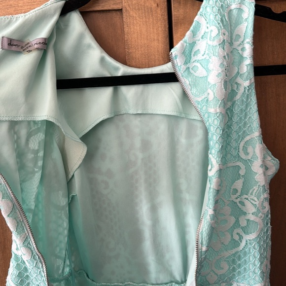 Dannyand Nicole teal blue dress with lace. Size 2P - Picture 10 of 10